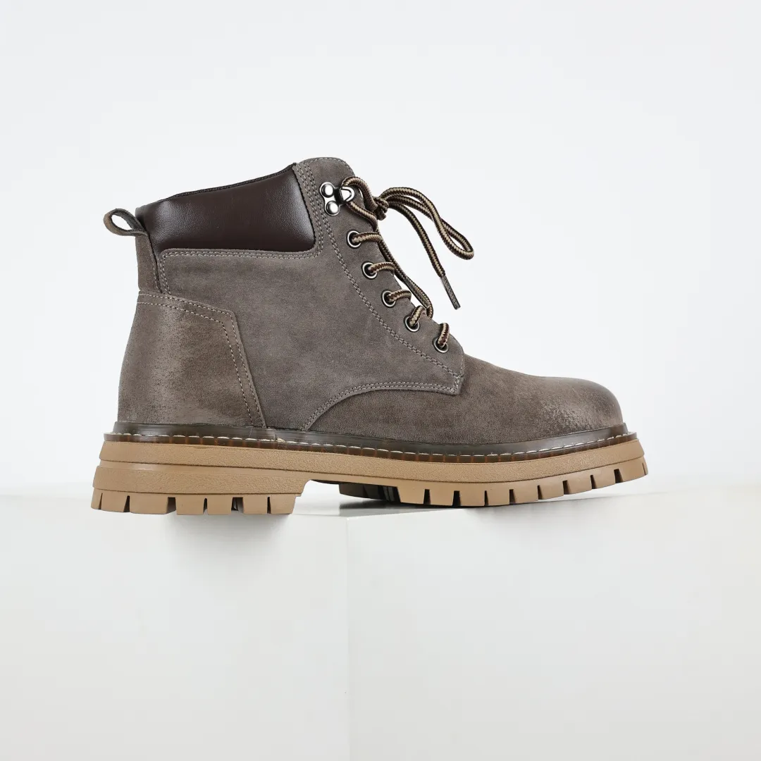 Text price 💰620 Core recommendation Good price Timberland Timberland/Timberland Customized low-top work shoes TB10088 The fabric is made of frosted cowhide to give you a perfect wearing experience. The quality is exquisite and durable. A must-have for sportsmen. Specializes in not being handsome. High-quality and first-class foot feel. Size: 38 39 40 41 42 43 44 One size larger